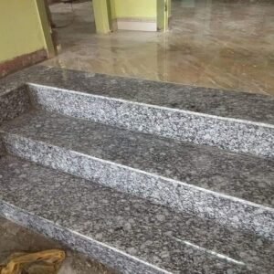 Đá hoa cương trắng mắt rồng